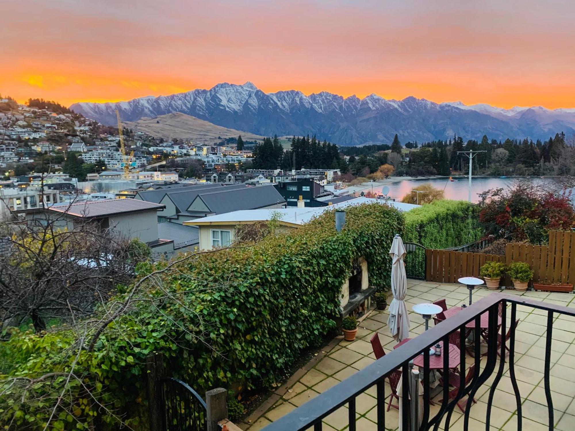 Browns Boutique Hotel Queenstown Dış mekan fotoğraf